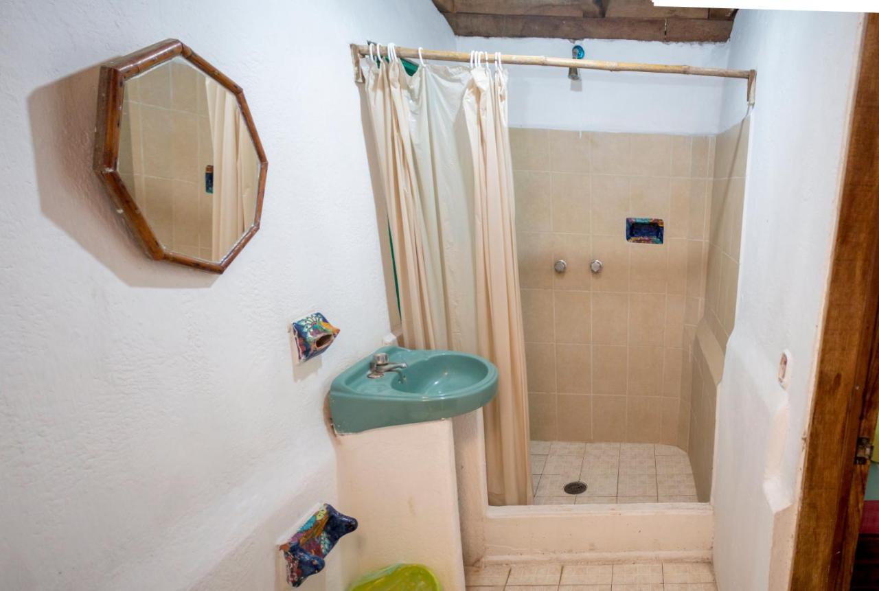 Casa Mexica Bungalows Сіуатанехо Екстер'єр фото