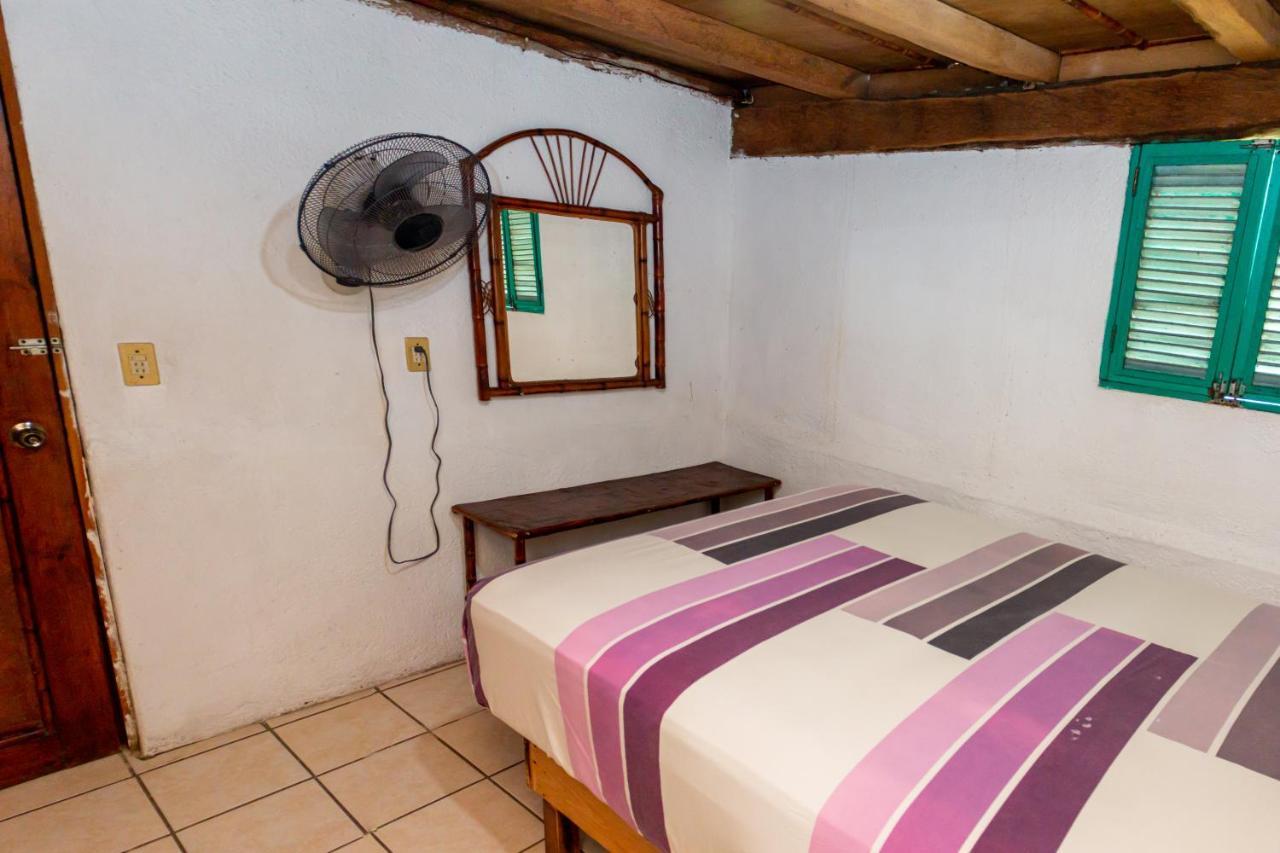 Casa Mexica Bungalows Сіуатанехо Екстер'єр фото