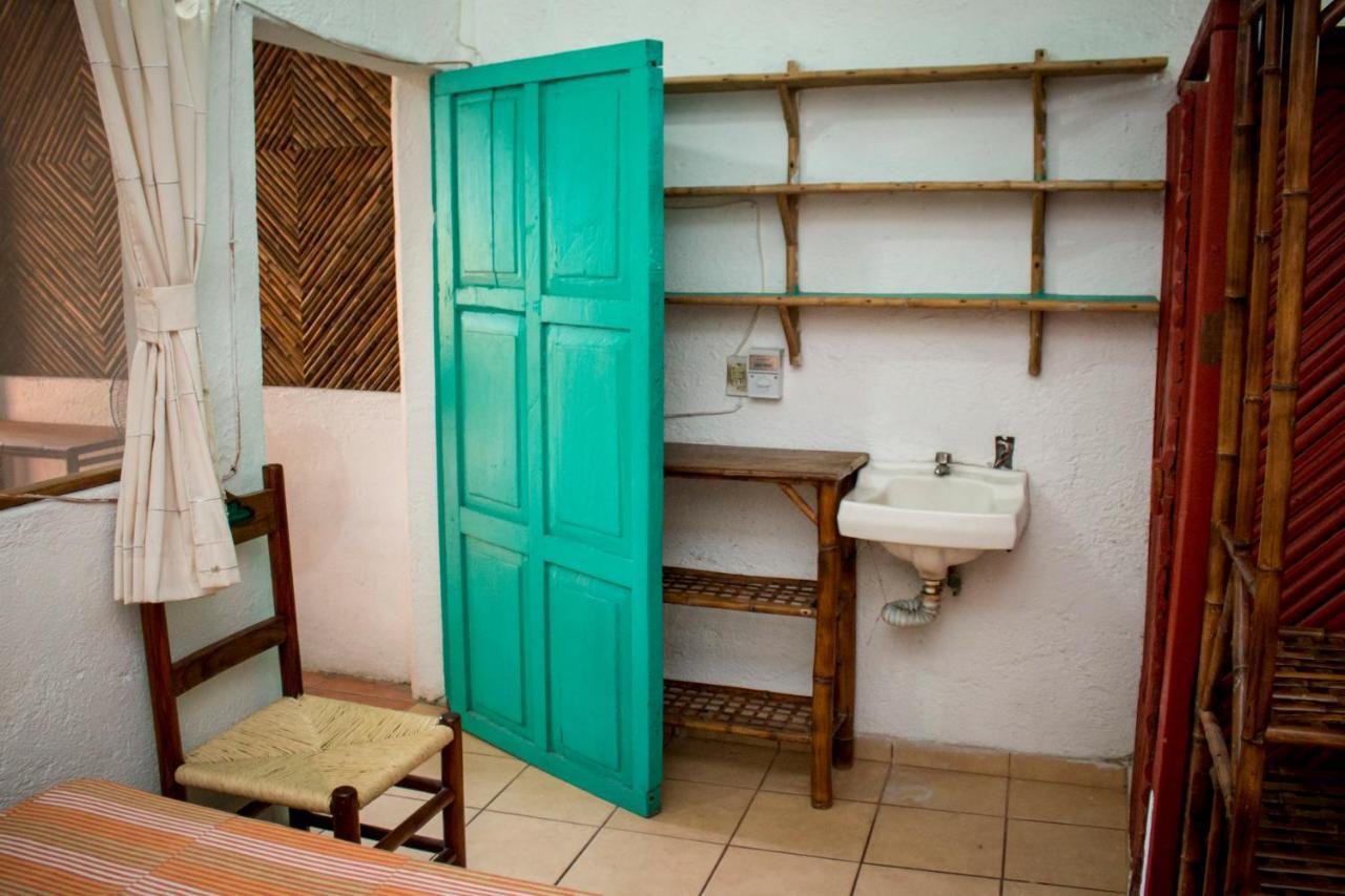 Casa Mexica Bungalows Сіуатанехо Екстер'єр фото
